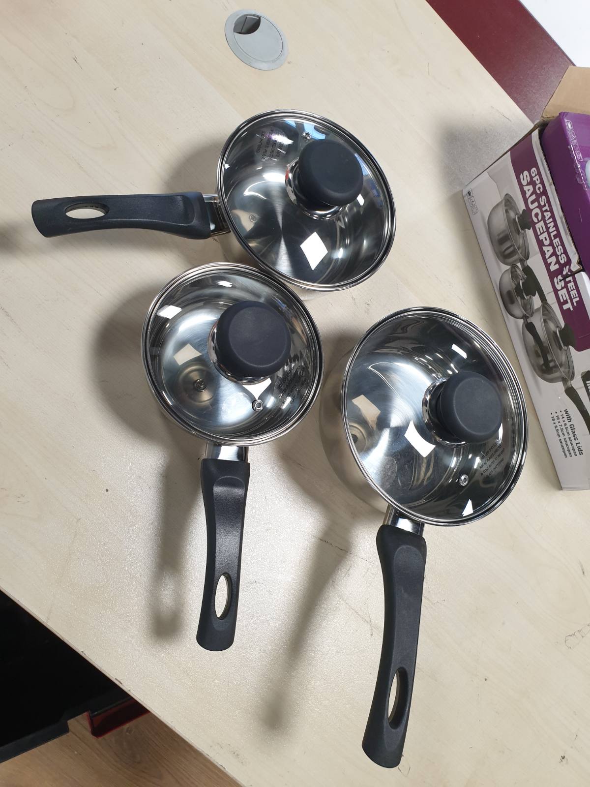196533 - PRIMA KITCHEN Kook Home Chef - Set I Tenxhereve prej Çeliku Inox me 6 copë, me Kapakë Qelqi dhe dorëza të Forta, Tigan - Argjendi