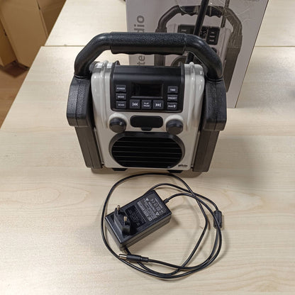 266117 - SILVA SCHNEIDER BR 230 BT, Radio Bluetooth për Kantierin e Ndërtimit - E Verdhë Neoni/E Bardhë e Ngjyrë e Kuqe - Radio Dixhitale PPL, 100 Vat, Rezistente ndaj Pluhurit dhe Ujit IP55, Bateri 4000 mAh, Funksion Karikimi USB, Fener dhe Alarm