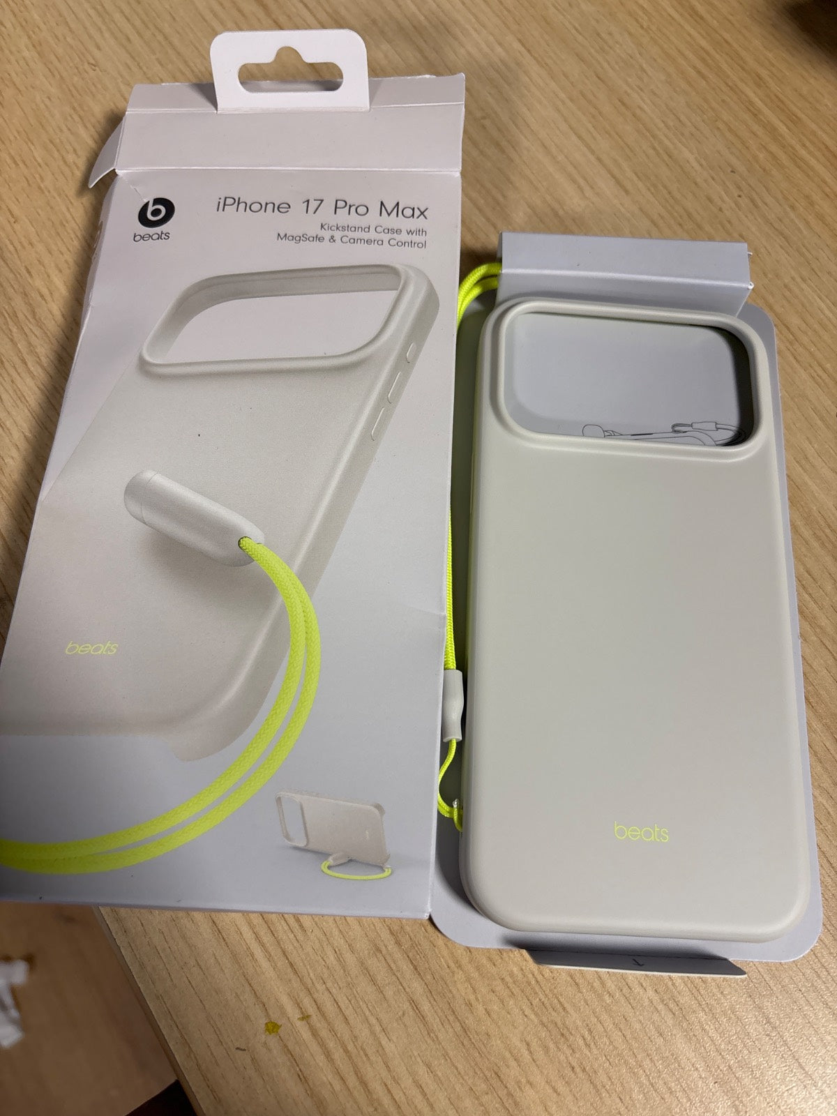 266304 - MBROJTËSE BEATS për iPhone 17 Pro Max me MagSafe, Kontroll Kamere, Mbështetëse të Integruar, Gri Gipsi