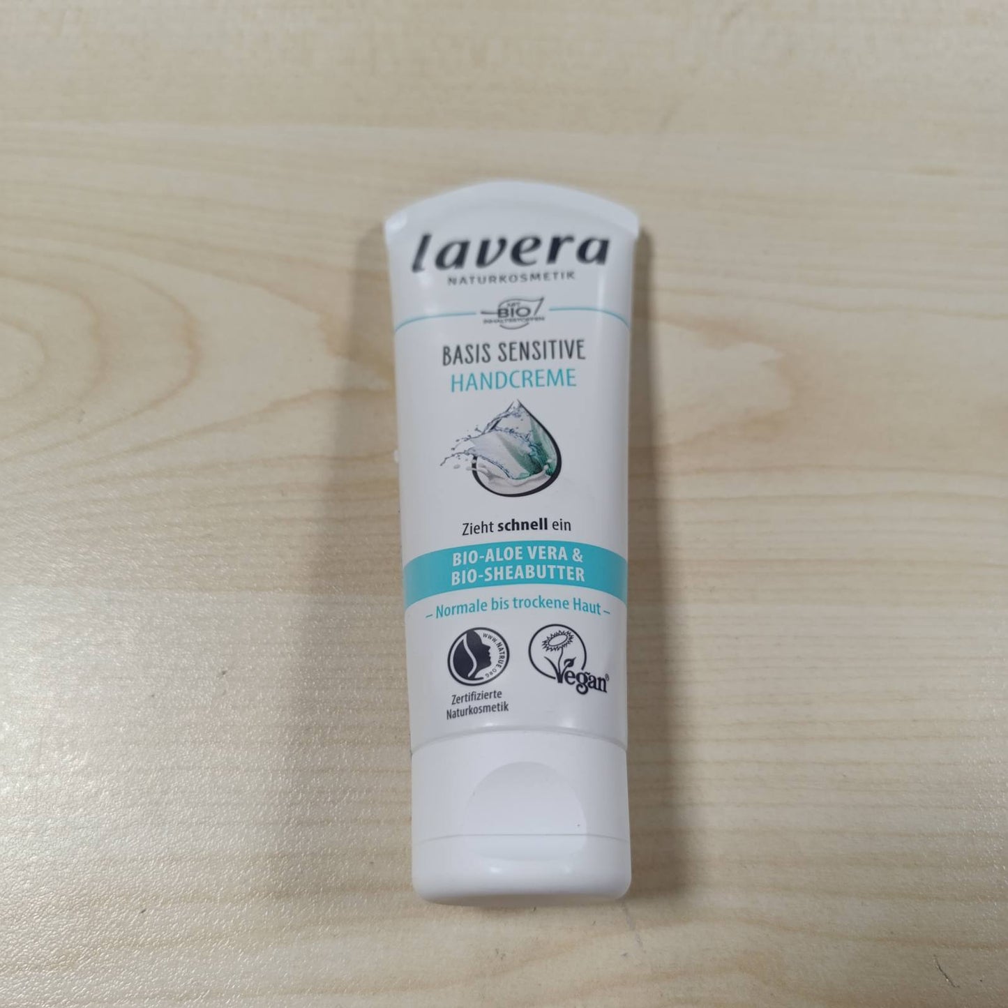 319150 - LAVERA - Krem duarsh organik për ndjeshmëri të ndjeshme 75 ml