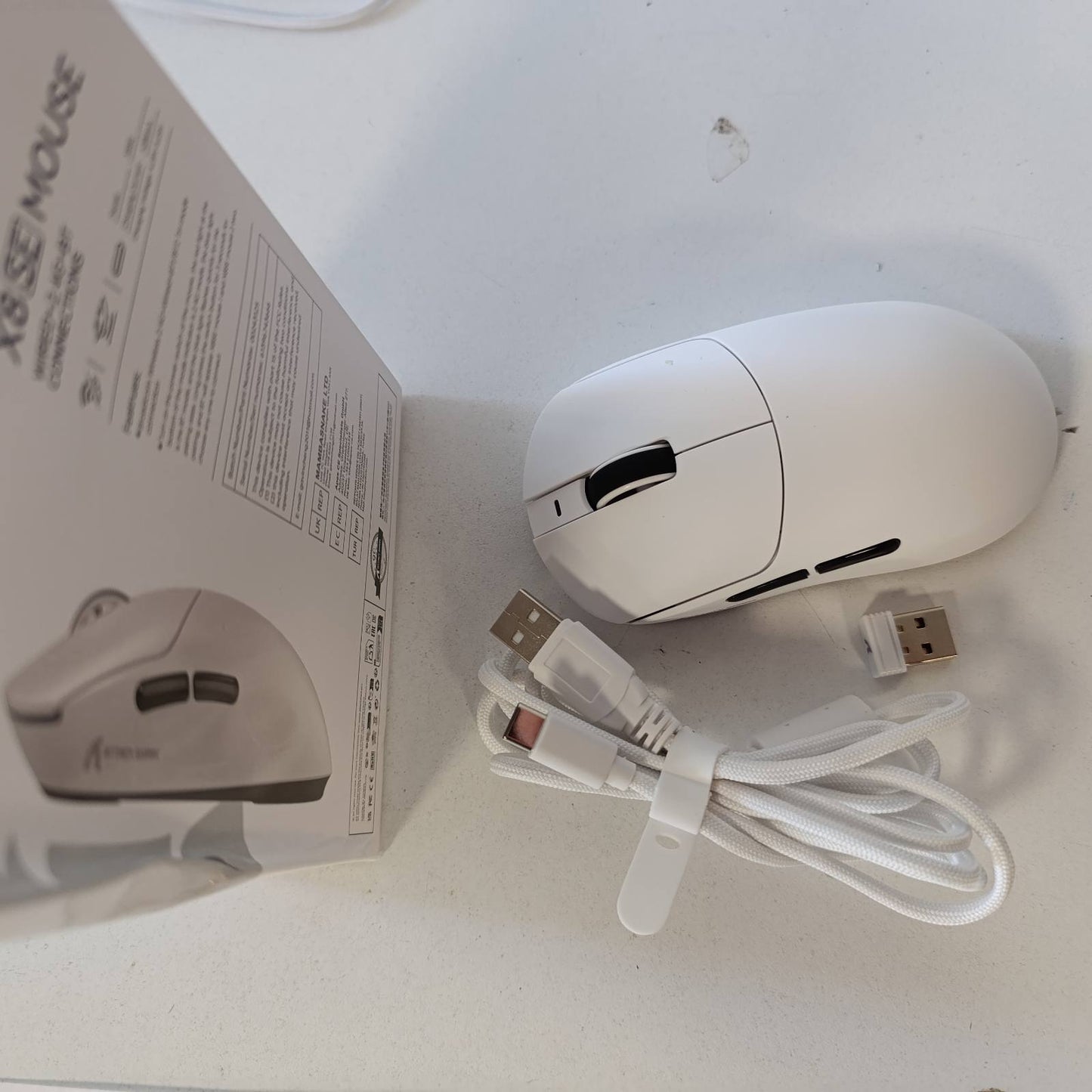 273758 - ATTACK SHARK Maus pa tel për lojëra X8 SE, ultra i lehtë 55g, sensor PAW3311, çip BK52820, 25,000 DPI, lidhje BT/2.4G/USB-C, 80 milionë klikime, bateri 500mAh, drajver interneti për PC/Mac - i bardhë
