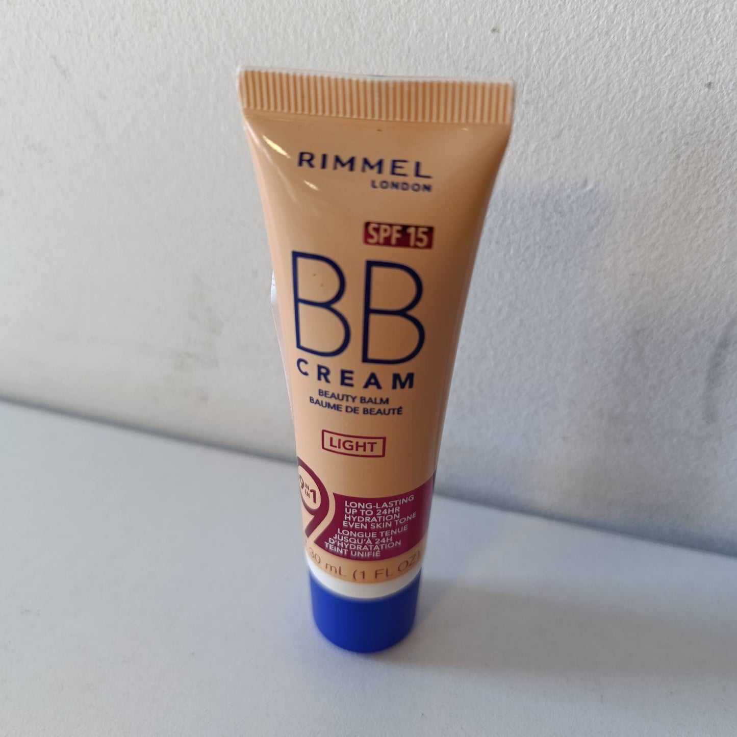 318629 - RIMMEL Krem BB 9-në-1, Teksturë e Lehtë, 001 Light, 30 ml