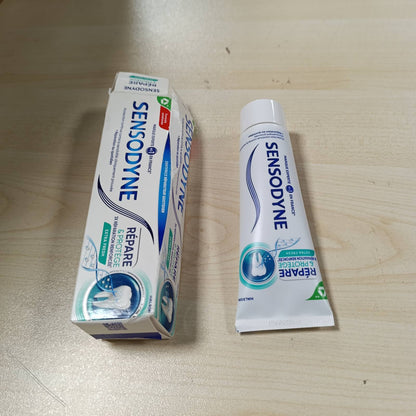 275927 - SENSODYNE - Pastë dhëmbësh për riparim dhe mbrojtje - Riparim i thellë për dhëmbë të ndjeshëm - Klinikisht e provuar për lehtësimin e ndjeshmërisë së dhëmbëve - Me Novamin - Mente e freskët - 75 ml