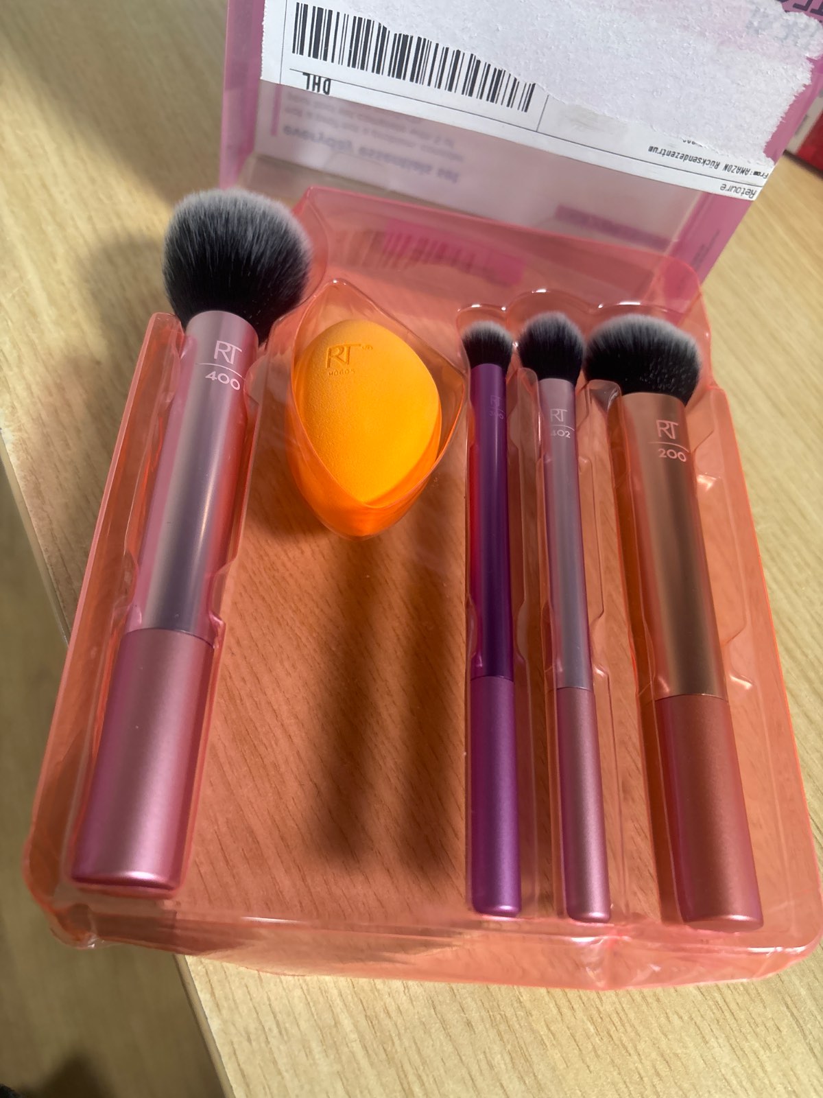 317386 - REAL TECHNIQUES - Everyday Essentials Set me 5 Pjesë, për Fondatinë, Skuqës, Bronzues, Hije Syri dhe Pudër