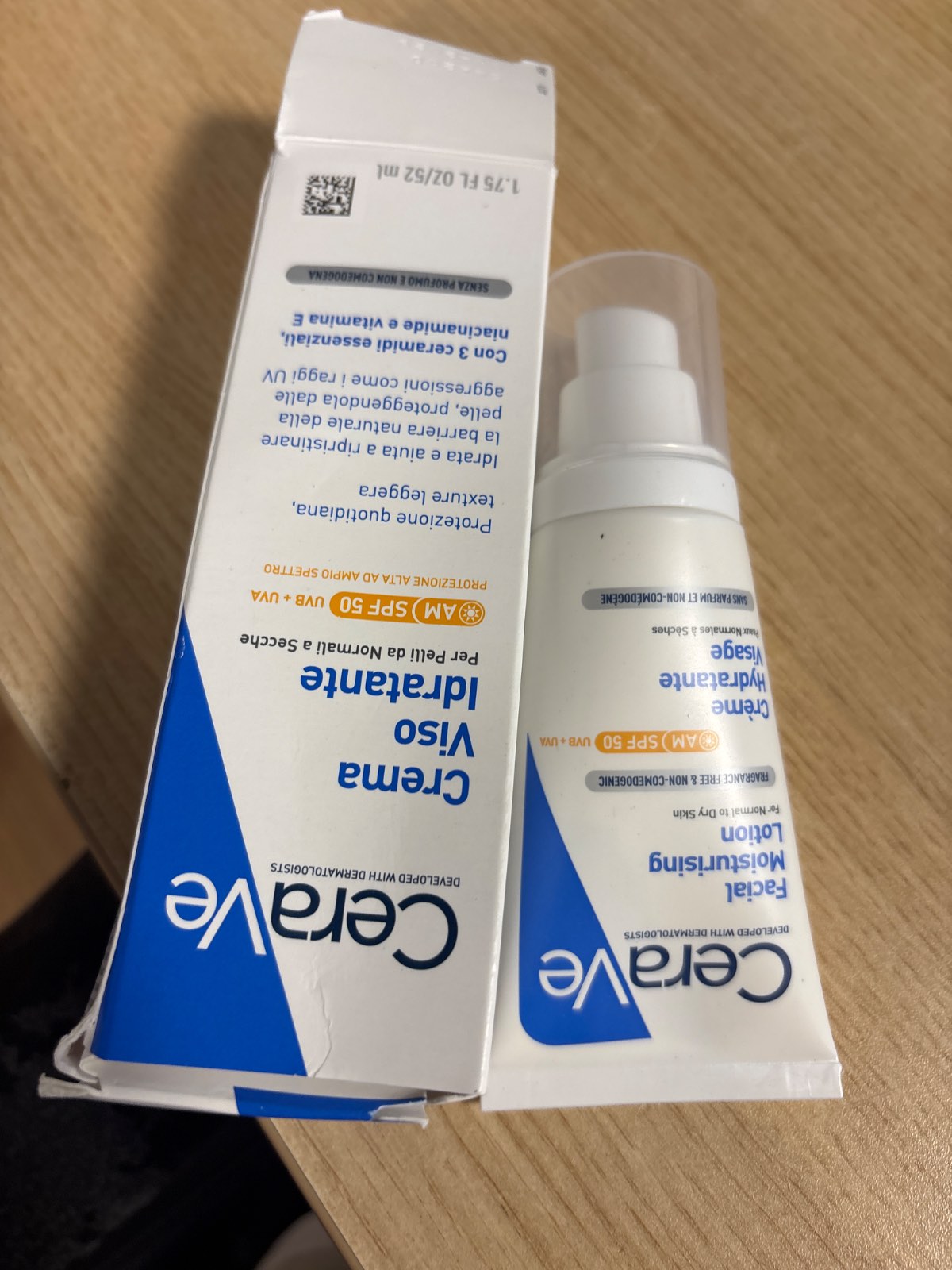 317770 - CERAVE Krem hidratues për fytyrën me SPF 50, Kujdes ditor me mbrojtje nga rrezet UV për lëkurë normale deri të thatë, me 3 ceramide thelbësore, niacinamidë dhe vitaminë E, 52 ml