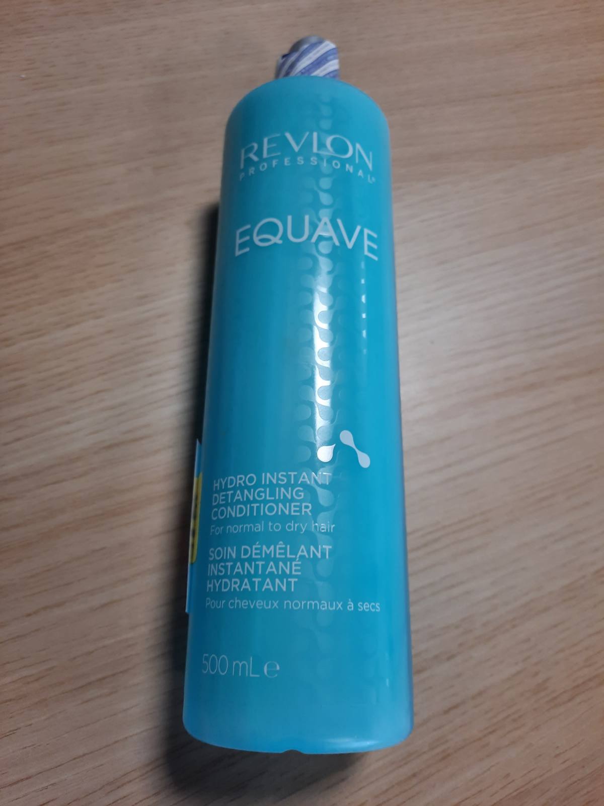 298505 - REVOL PROFESSIONAL EQUAVE Balsam Hydro, 500 ml, balsam spraj pa lëkundje për flokë normalë deri të thatë, formulë 2-fazore, mbrojtje nga nxehtësia