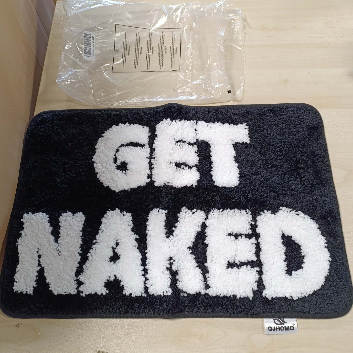 162779 - QJHOMO Qilim Banje 'Get Naked' Anti-Rrëshqitës, Material Mikrofibrë, E Butë dhe E Lavarshme, Ngjyra Bardhë e Zi, 40x60cm