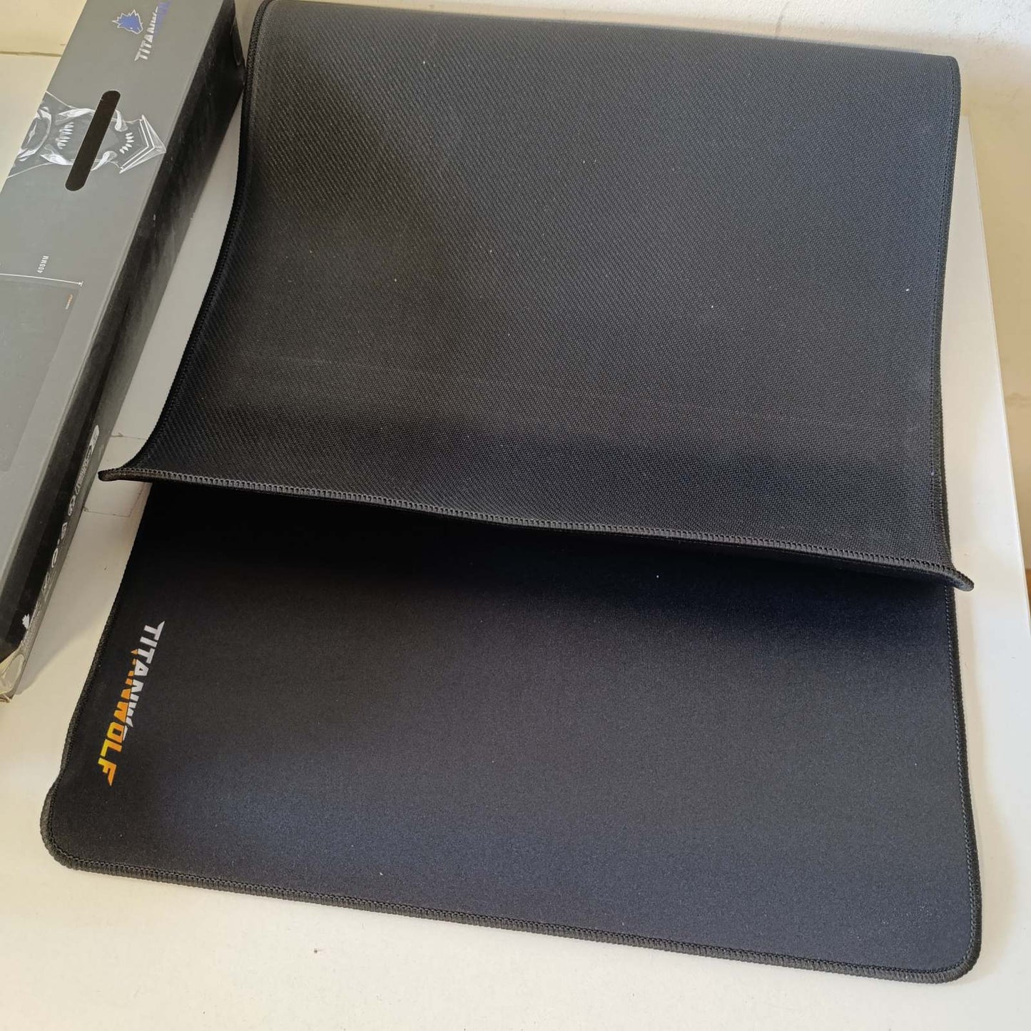 320384 - TITANWOLF Miu i Lojërave XXL 900x400mm, Tapet Tavoline me Madhësi Ekstra të Madhe, për Mausin dhe Tastierën Roccat Razer Logitech