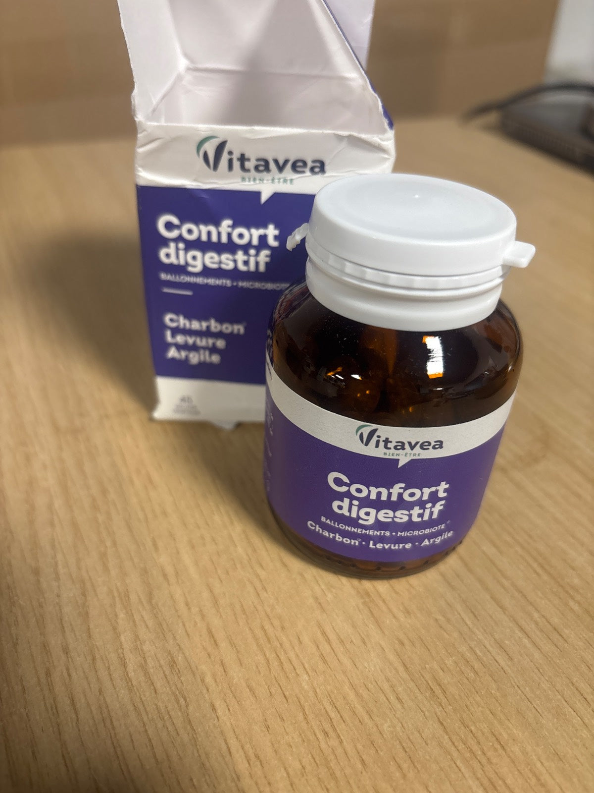 318825 - VITAVEA WELL-BEING - Maja Argjile me Qymyr Aktiv - 45 kapsula bimore - Prodhuar në Francë