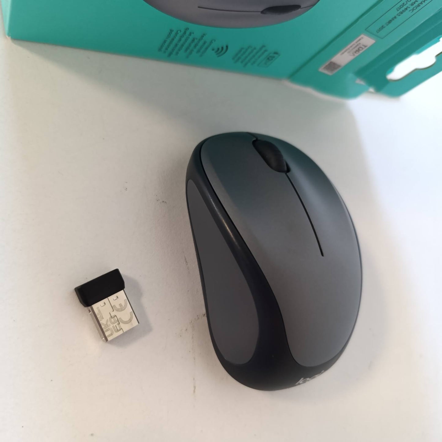 273763 - LOGITECH Maus pa tel M235, 2.4 GHz me marrës USB, gjurmim optik 1000 DPI, jetëgjatësi baterie 12-mujore, i pajtueshëm me PC, Mac, laptop, Chromebook - Gri