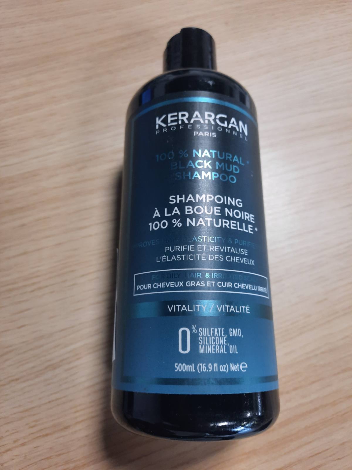317196 - KERARGAN - Shampo Rigjallëruese me Baltë të Zezë të Detit të Vdekur për Flokë të Yndyrë dhe Skalp të Irrituar - 500ml