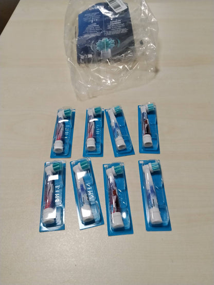 301929 - ORAL-B Koka Furçash Zëvendësuese Pro Kids Frozen — Qime Shumë të Buta, Pako me 8