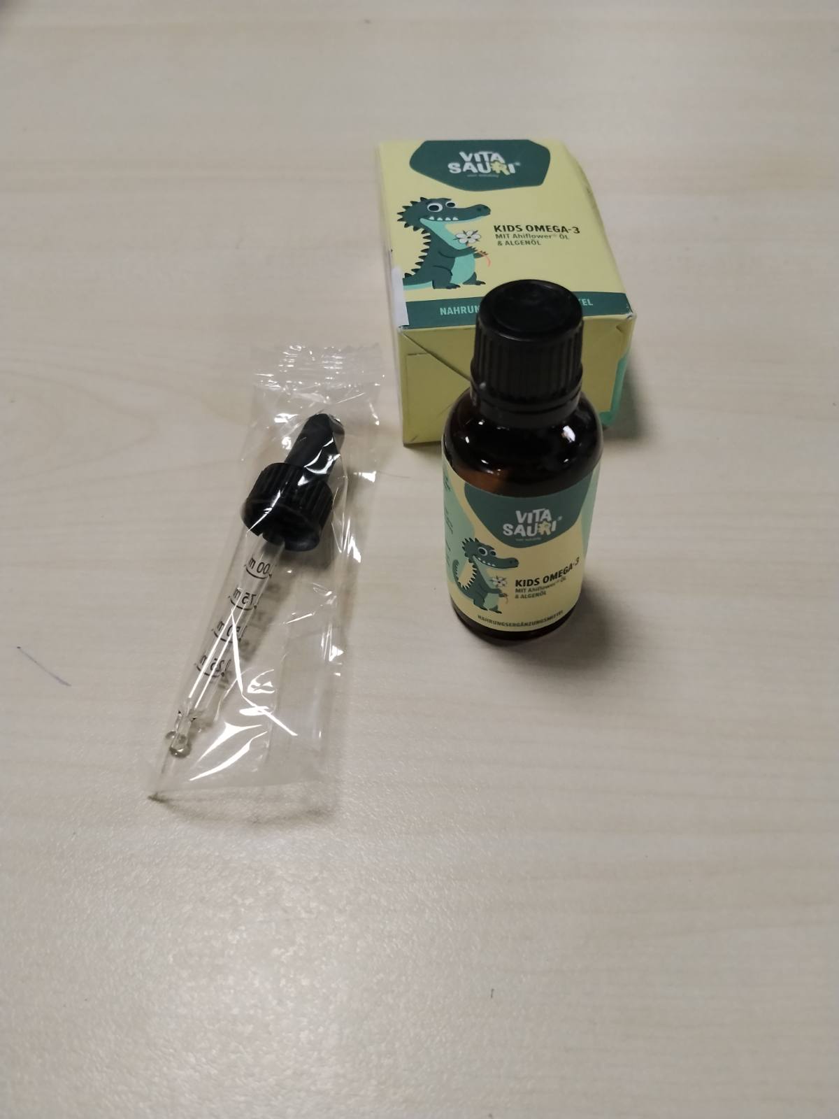 303323 - VITASAURI KIDS OMEGA 3 - 30 ml, Nga Mikroalgat Detare dhe Vaji i Luleve të Ahiflower, I Pasur me DHA dhe ALA, Vegan