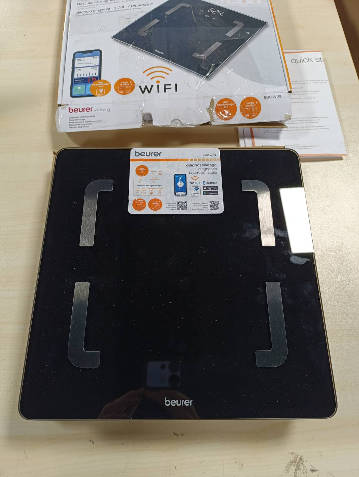 298039 - BEURER Peshore diagnostikuese BF 880 me Wi-Fi dhe Bluetooth, kapacitet ngarkese 180 kg, analizë e trupit
