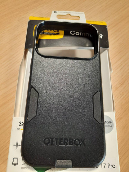 305239 - OTTERBOX Mbështjellëse Commuter MagSafe për iPhone 17 Pro, e zezë