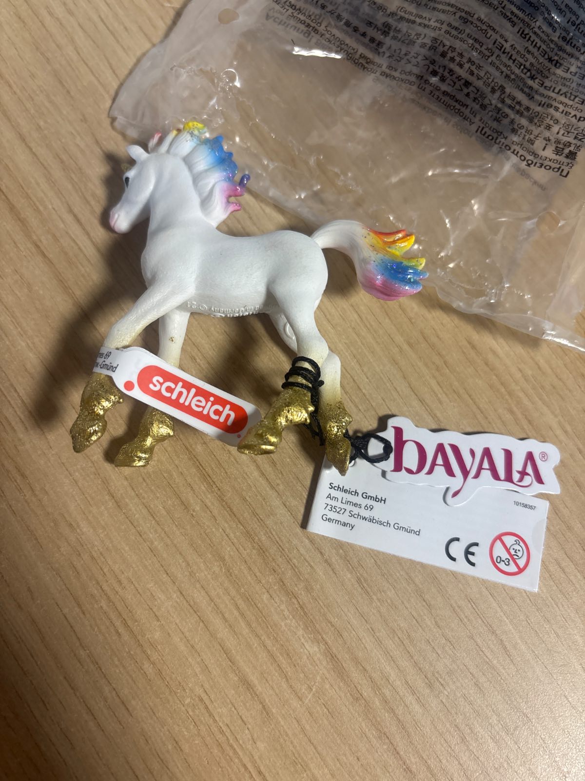 277585 - Schleich Bayala – Këlysh njëbrirëshi me ngjyra ylberi – Lodër shumëngjyrëshe njëbrirëshi për vajza dhe djem – Figurë kali fantastik për fëmijë mbi 5 vjeç