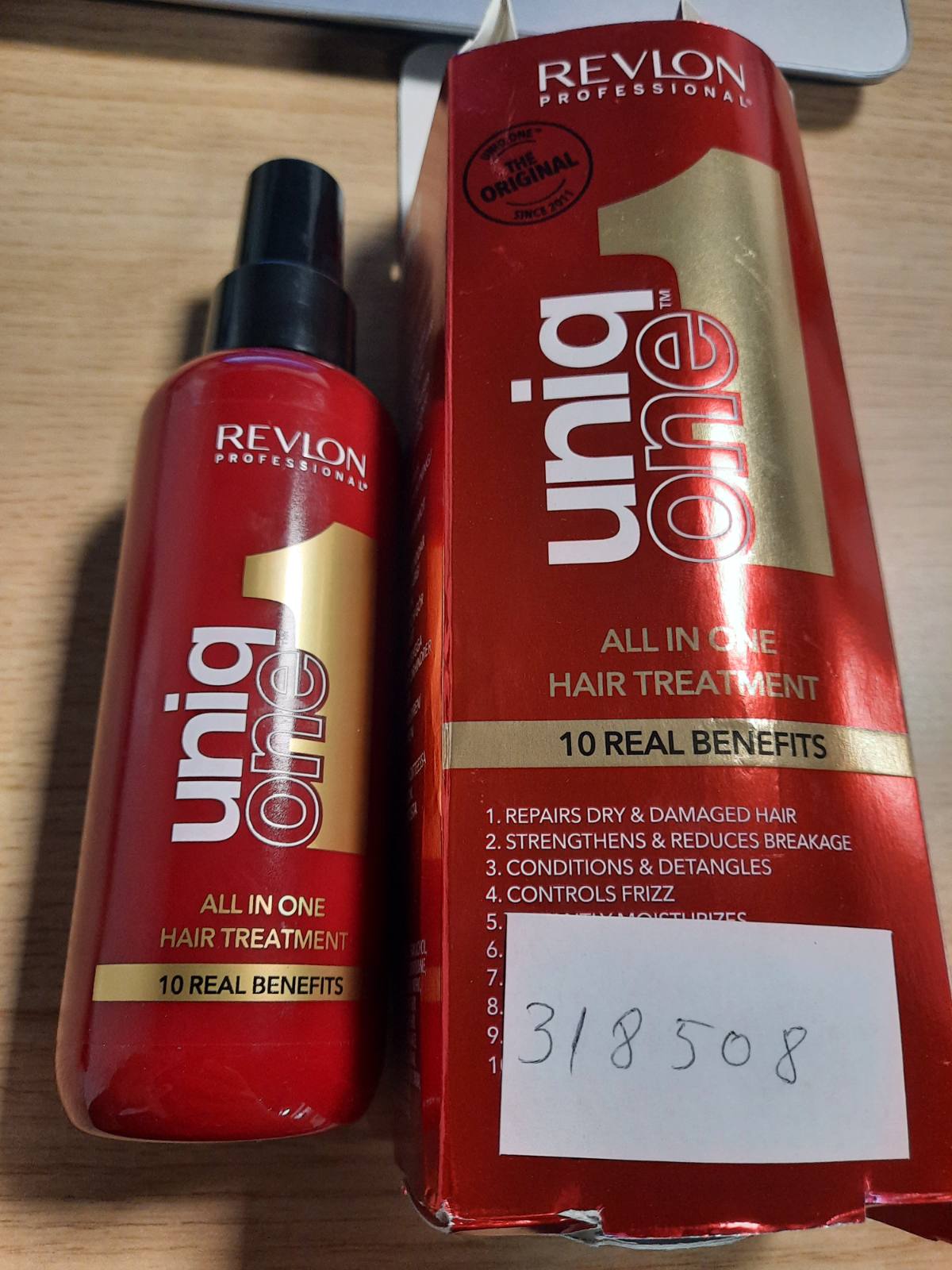 318508 - REVOL PROFESSIONAL - UniqOne Balsam Flokësh Gjithë-në-Një - 150 ml