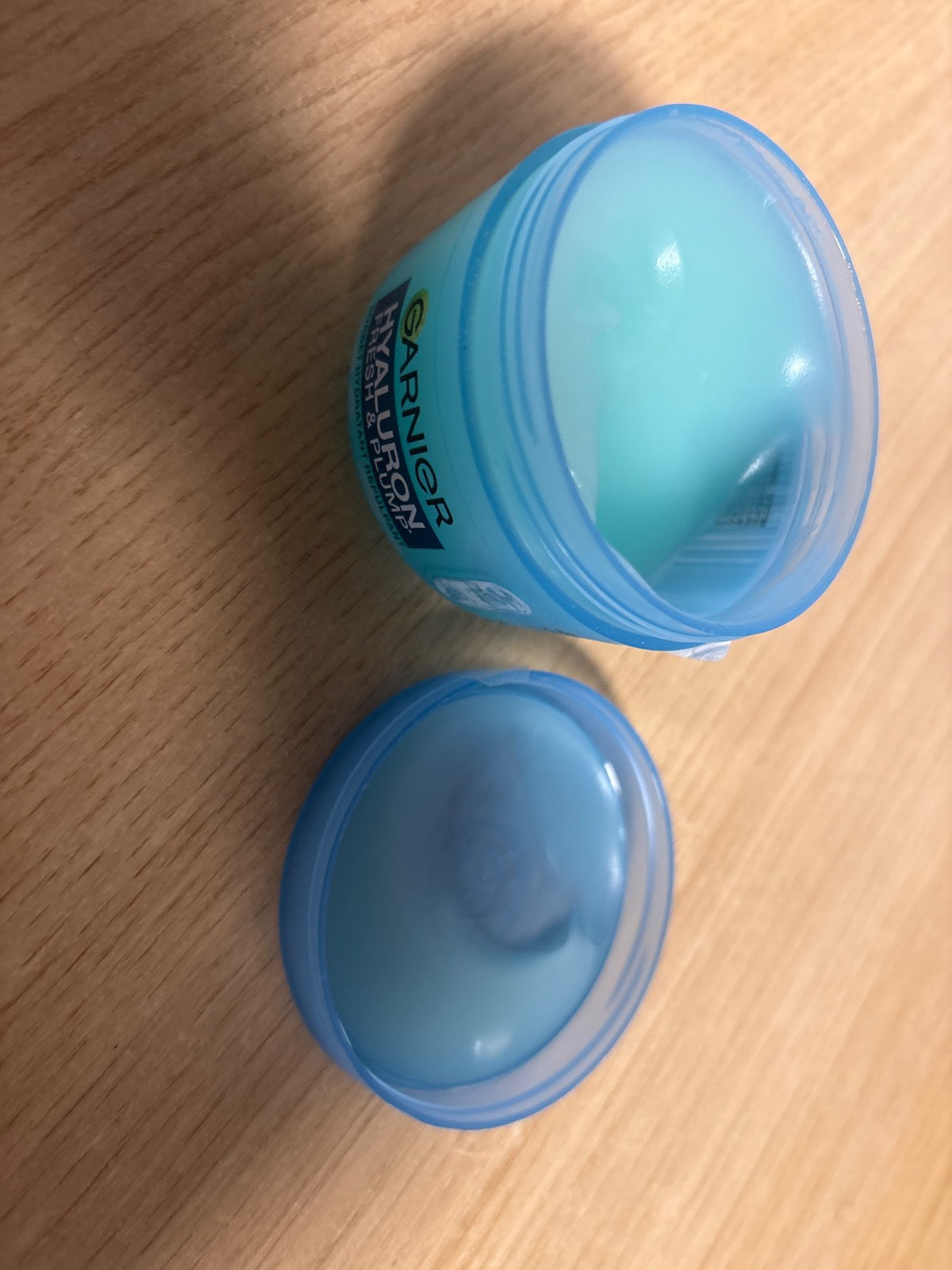 318071 - KREM SORBET HIALURONI, 50ml, për hidratim të thellë.