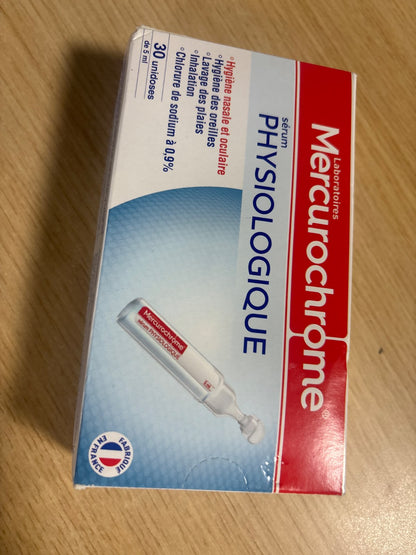 319110 - MERCUROCHROME Serum Fiziologjik - 30 shishe me dozë të vetme prej 5 mL - Klorur natriumi 0.98% - Higjiena e hundës dhe syve - Për të gjithë familjen - Prodhuar në Francë