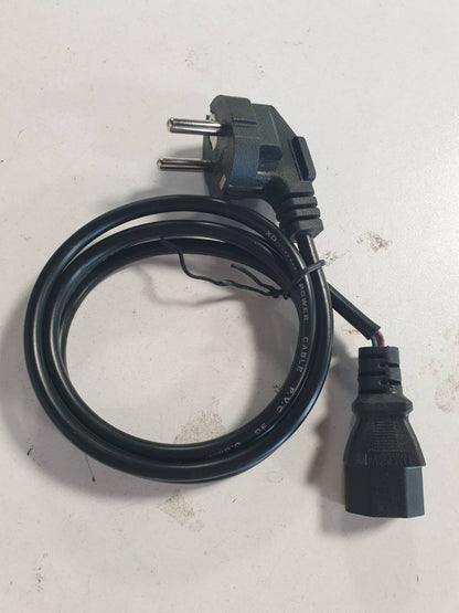 274462 - AK5312 Kabllo pajisjesh ACT CEE7/7 deri në C15, kabllo energjie 1m CEE 7/7 (këndor, kontakt mbrojtës), kabllo energjie e zezë