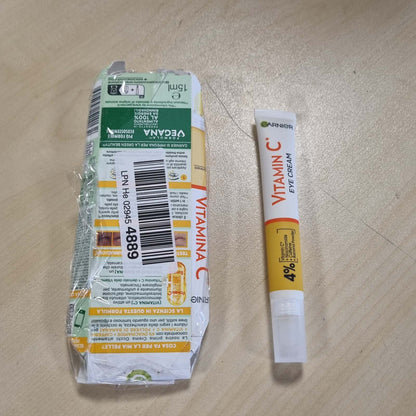 303735 - GARNIER Krem për konturin e syve SkinActive Illumite, 15 ml, me Vitaminë C, kundër rrudhave