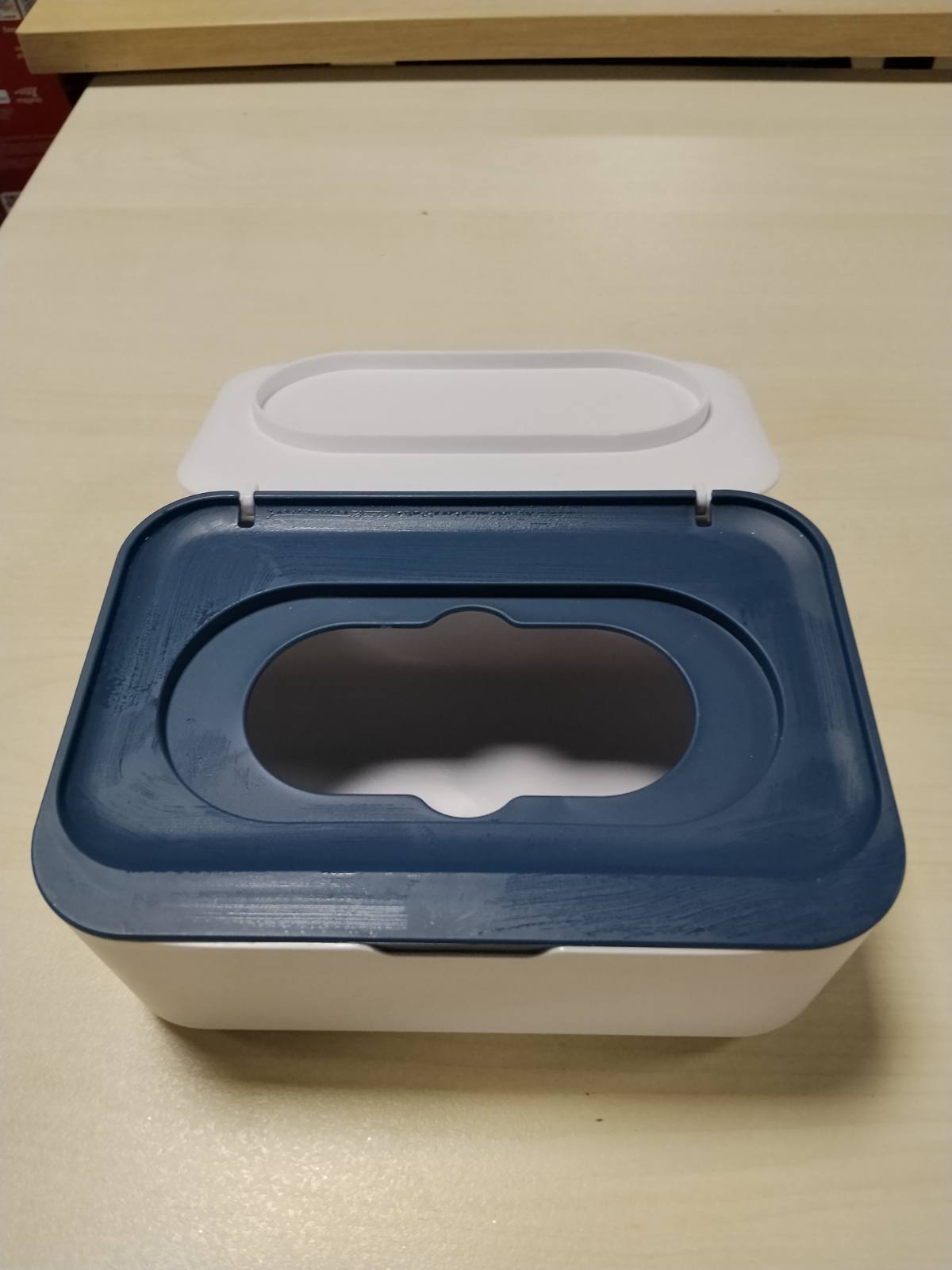 302453 - Kuti për peceta të lagura - Kuti me kapak për mbushje - E bardhë/Blu - Ruajtëse për peceta të freskëta - Dispenser për shtëpi dhe zyrë