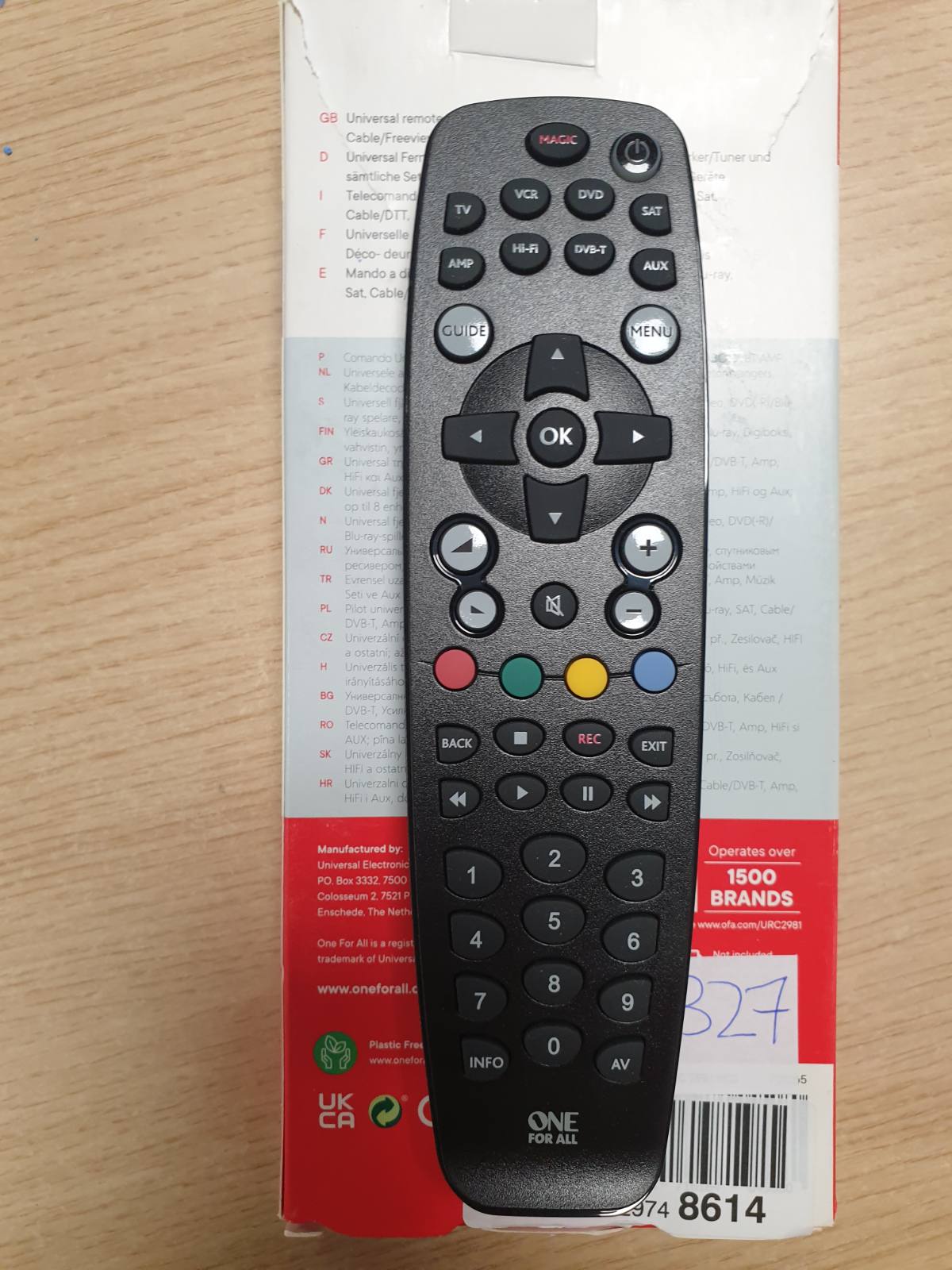 296327 - OFA Telekomandë universale 8, për televizorë, Kontrollon 8 pajisje, URC2981