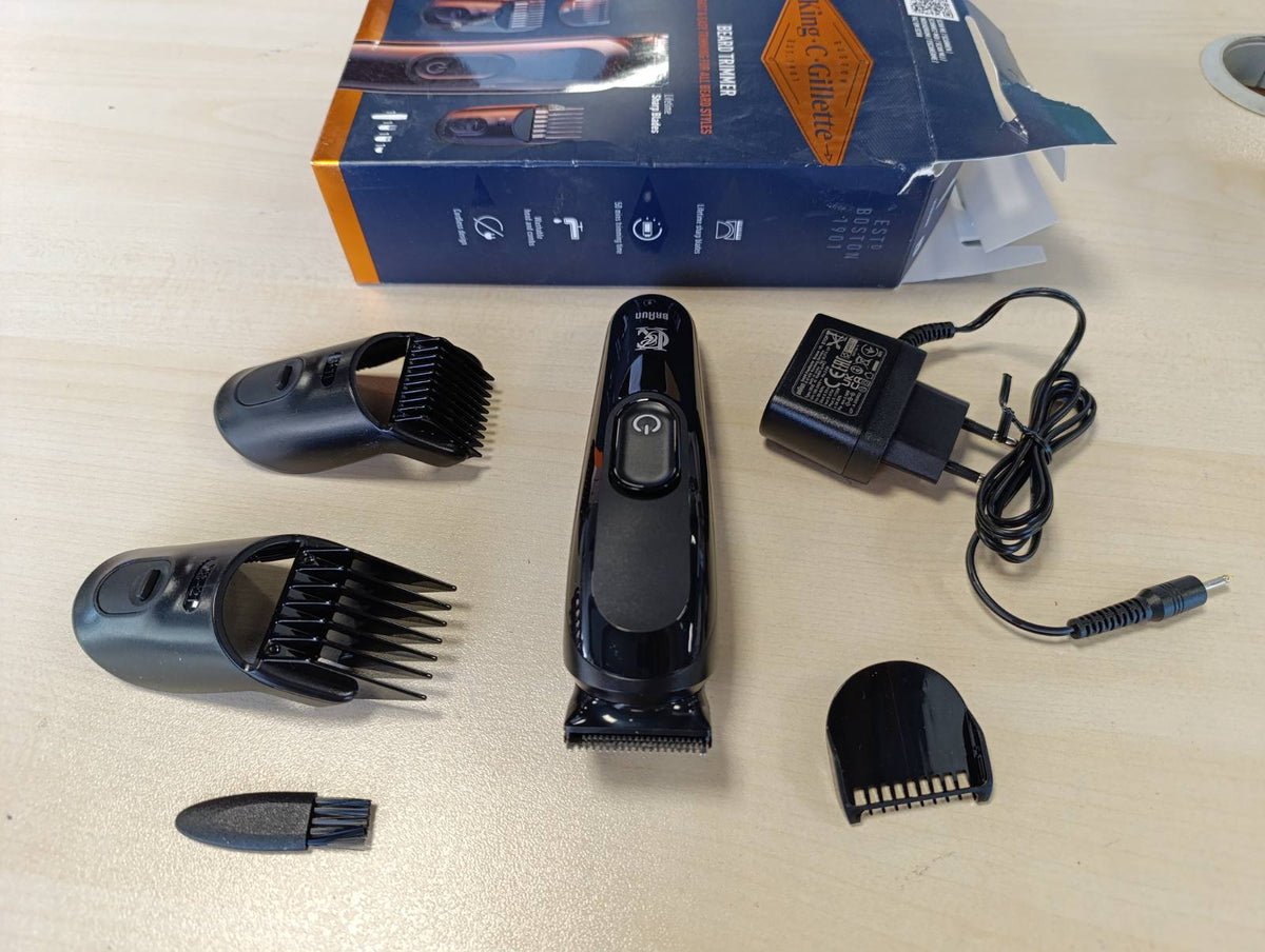 300627 - KING C. GILLETTE KIT PRERËS MJEKRE PËR BURRAT, 1 Kokë, 3 Krehëra Prerës, 1 Furçë, 1 Karikues, Brisk Elektrik për Mjekër, Ide Dhurate për Burra