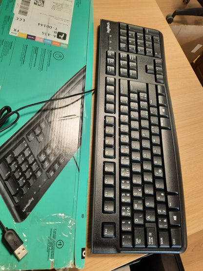 295250 - LOGITECH Kombinim tastiere dhe mausi MK120, madhësi standarde, maus optik me tela, lidhje USB Plug and Play, PC/Laptop, tastierë çeke/sllovake - e zezë (QWERTY)