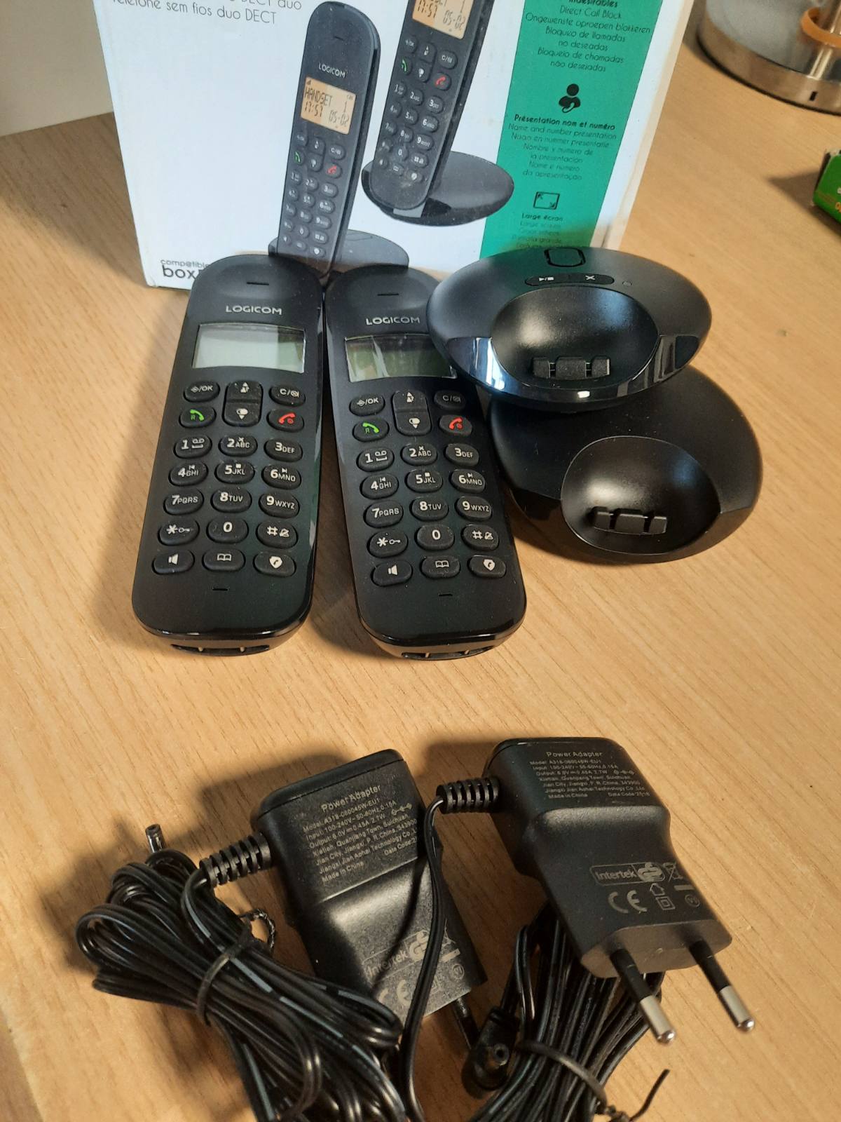 299418 - LOGICOM Telefon fiks pa tel ILOA 255T me sekretarinë telefonike/regjistrues, Duo, telefona analogë dhe DECT, i zi