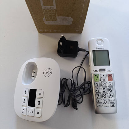 299310 - PANASONIC Telefon dixhital pa tel KX-TGU430EXW, sekretari telefonike, stacion bazë, 1 receptor, ekran LCD, buton të preferuarave, i bardhë dhe argjendi
