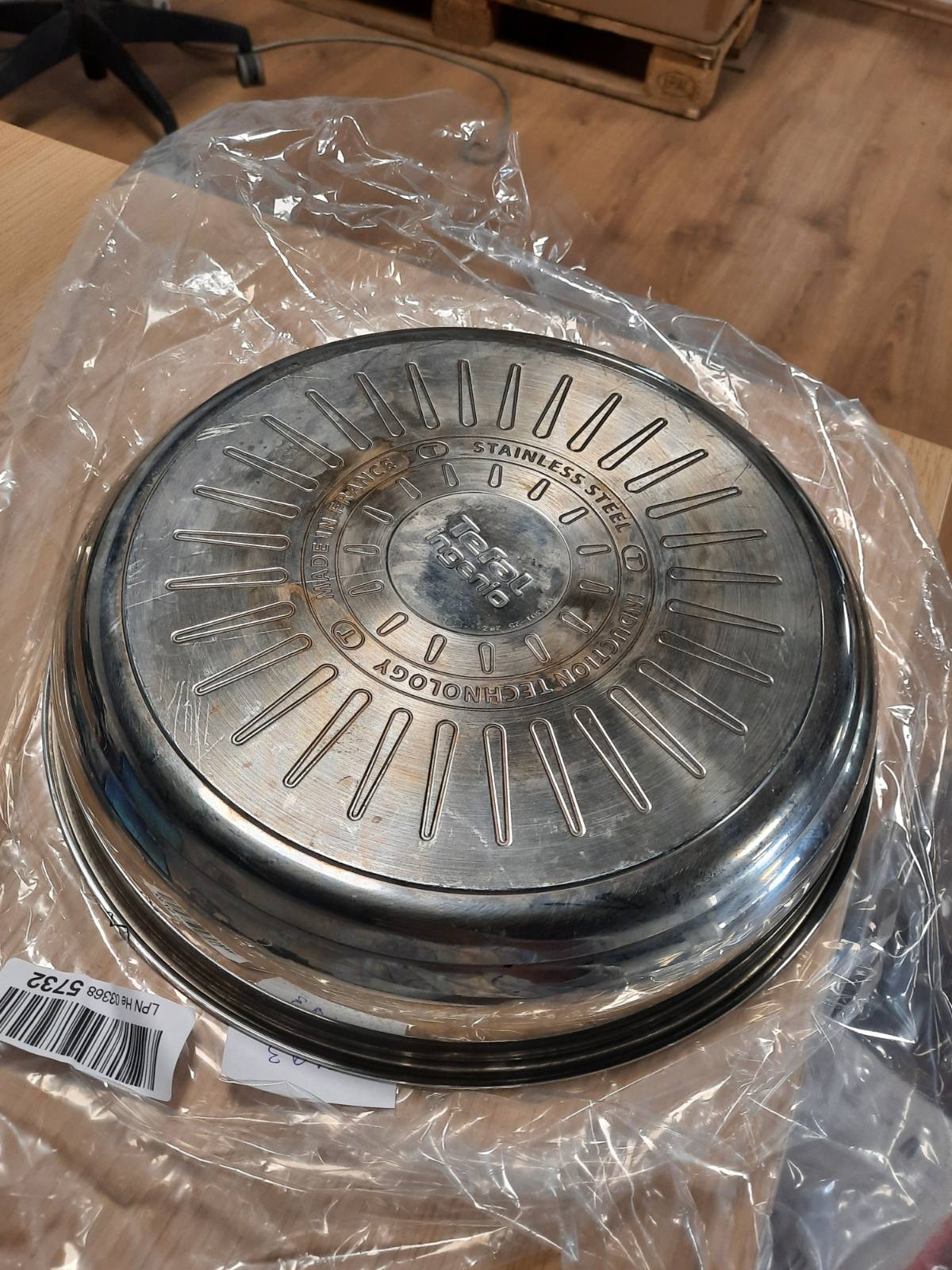 195193 - TIGAN TEFAL Ingenio Preference, i Madhësisë 28 cm, i Vendosshëm në Stivë, Material Çelik Inox, i Pajtueshëm me Induksion, Shumëfunksional, Që Kursen Hapësirë, Modeli L9720602