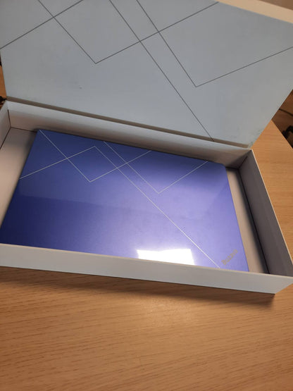 295307 - RUZAVA Laptop 14 inç (35.6 cm), 8 GB RAM, 256 GB SSD, i zgjerueshëm deri në 1 TB, Celeron N5095 (deri në 2.9 GHz), 4 bërthama, Windows 11, kuti metalike, maus pa tel, film tastiere, vjollcë