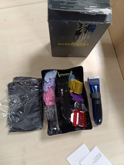 298168 - BarberBoss Makinë prerëse flokësh dhe mjekre pa tel, vetë-mprehëse, e papërshkueshme nga uji, tehe qeramike, ekran LED, karikim të shpejtë, 8 aksesorë krehëri, model QR-2082