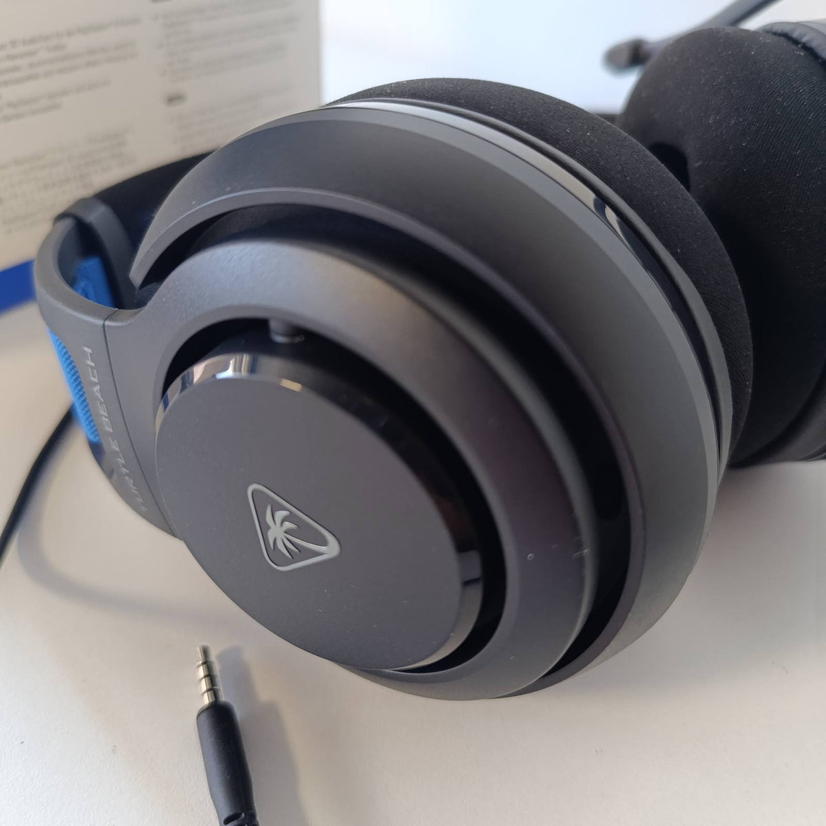 299223 - TURTLE BEACH Kufje Lojërash Atlas 200 Black, Licencë Zyrtare për PlayStation, Drajverë Nanoclear 50 mm për PS5 dhe PS4