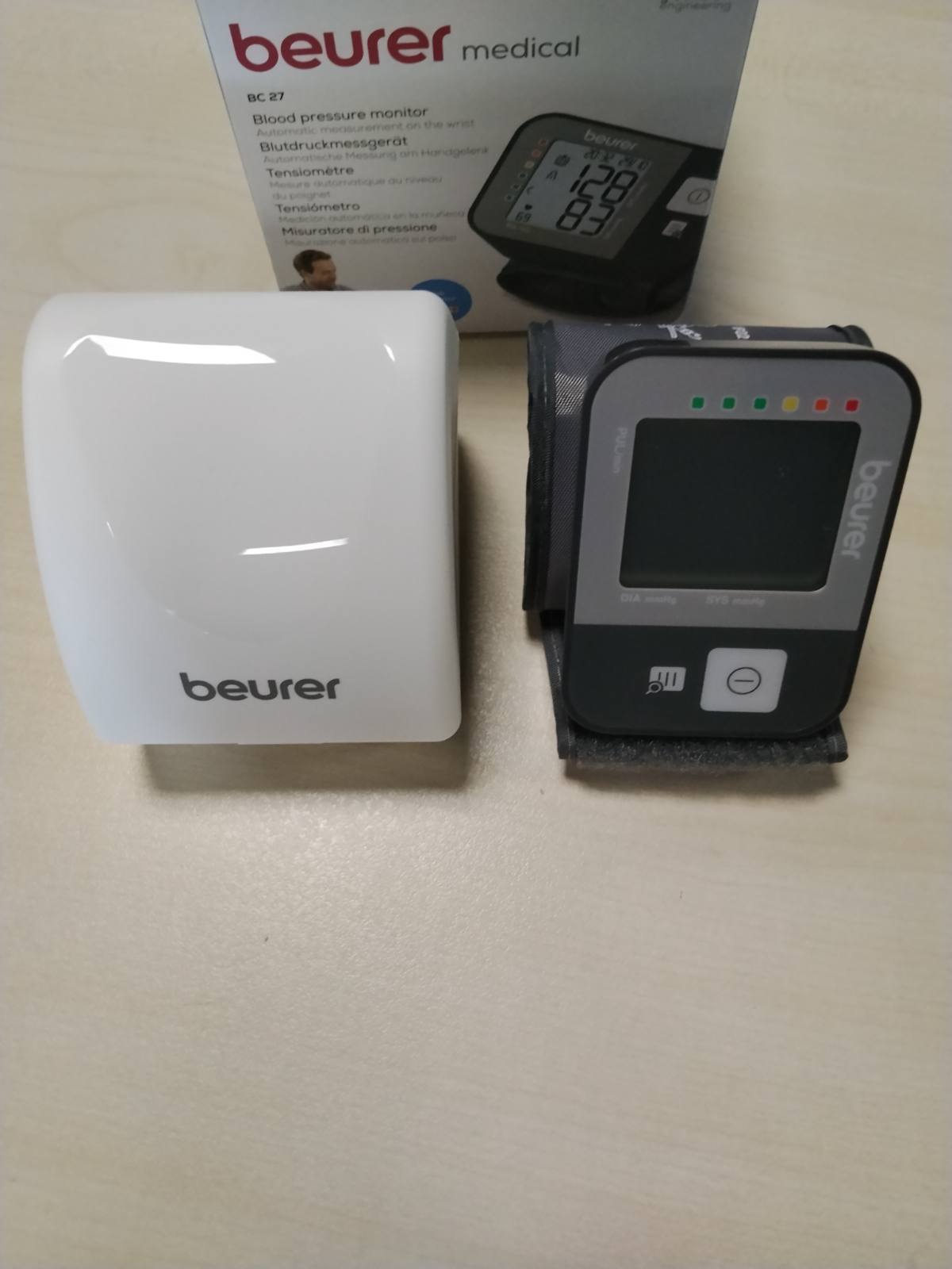 306160 - BEURER Monitor tensioni i gjakut BC 27, për kyçin e dorës, për perimetër kyçi 14-19.5 cm