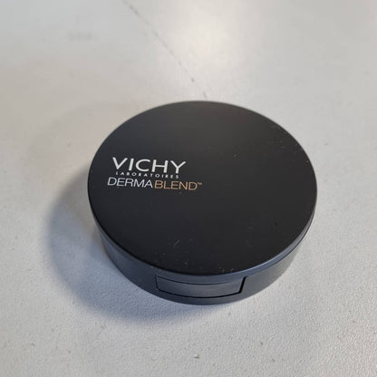 302137 - VICHY Dermablend Covermatte, Fondatinë Pudre Kompakte, Kundër Imperfeksioneve, Qëndrueshmëri 12 orëshe, Mbulim i Lartë, SPF 25, I përshtatshëm për lëkurë të ndjeshme, Nuanca: Nude 25, 9.5 g