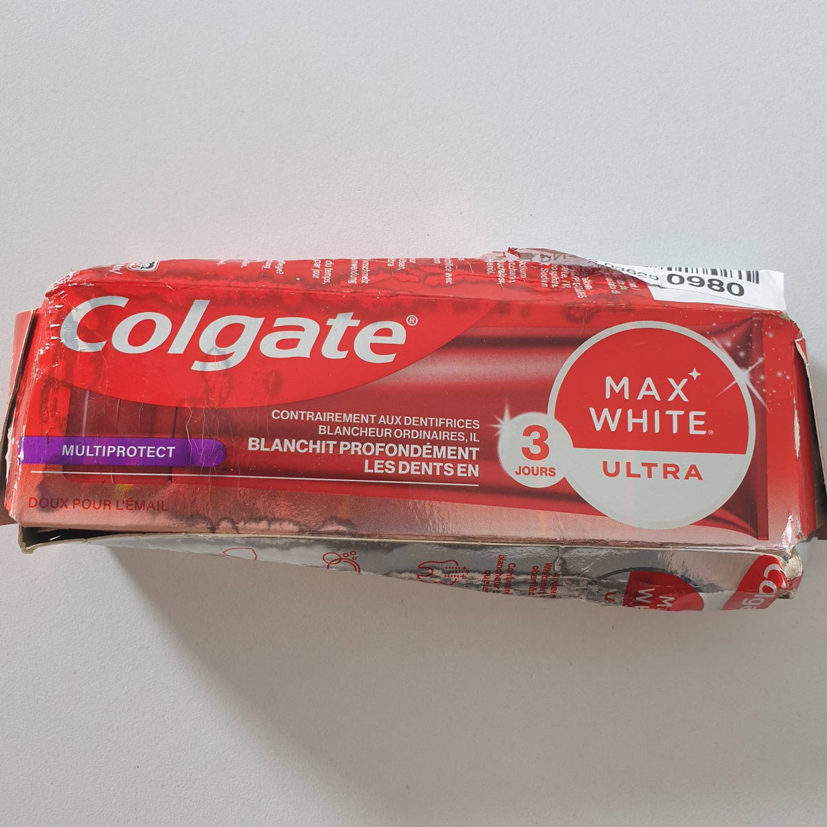 306962 - Colgate Max White Ultra Multi Protect, 50 ml, Pastë Dhëmbësh për Dhëmbë më të Bardhë dhe Freski që Zgjat
