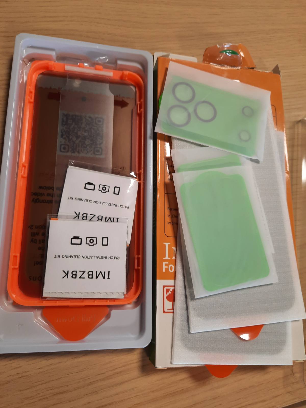 300101 - IMBZBK Mbrojtës ekrani për privatësi prej qelqi të temperuar për iPhone 17 Pro Max, instalueshëm në makinë, me mbrojtje të kamerës, fortësi antispiunazh 9H+, film mbrojtës i gradës ushtarake, anti-gërvishtje, pako  3 copë