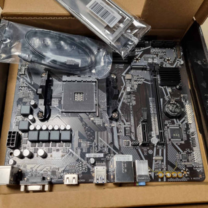 295132 - GIGABYTE Pllaka amë A520M K V2 - Mbështet procesorët AMD Ryzen 5000 Series AM4, deri në 5100MHz DDR4 (OC), PCIe Gen3 x4 M.2, GbE LAN, USB 3.2 Gen 1