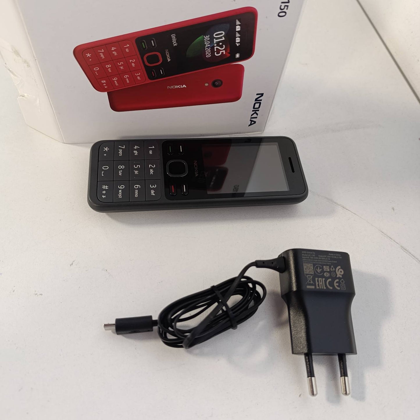 276417 - NOKIA Telefon me veçori 150, versioni 2020 (2.4 inç, memorie e brendshme 4 MB (e zgjerueshme deri në 32 GB me kartën microSD), 4 MB RAM)