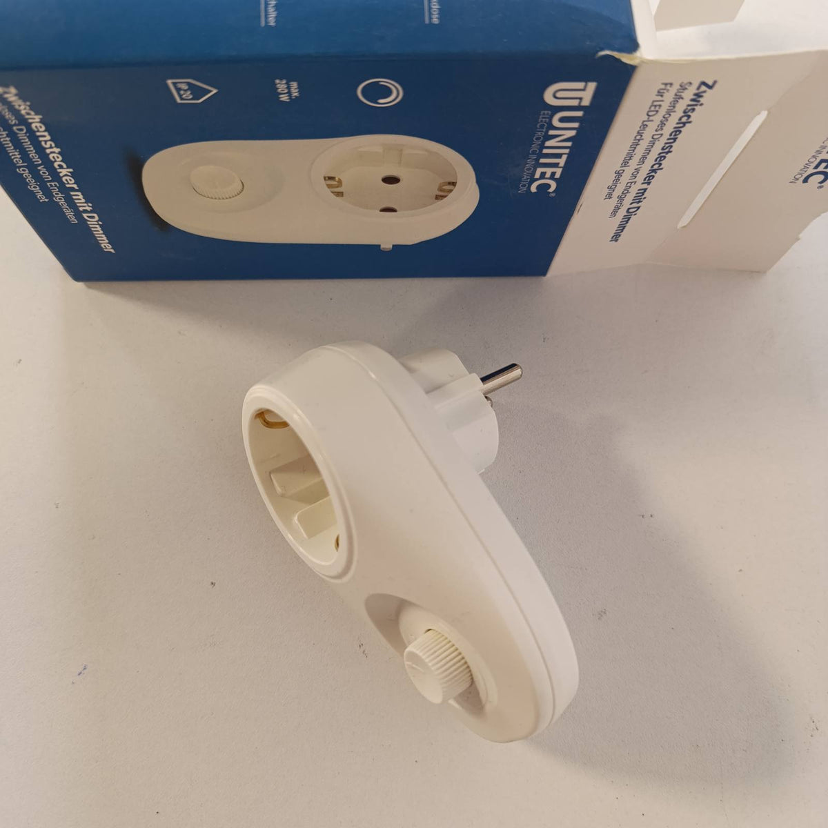 295389 - UNITEC 47535 - Prizë e ndërmjetme me rregullues fuqie për llamba inkandeshente dhe halogjene deri në 280 vat, e bardhë
