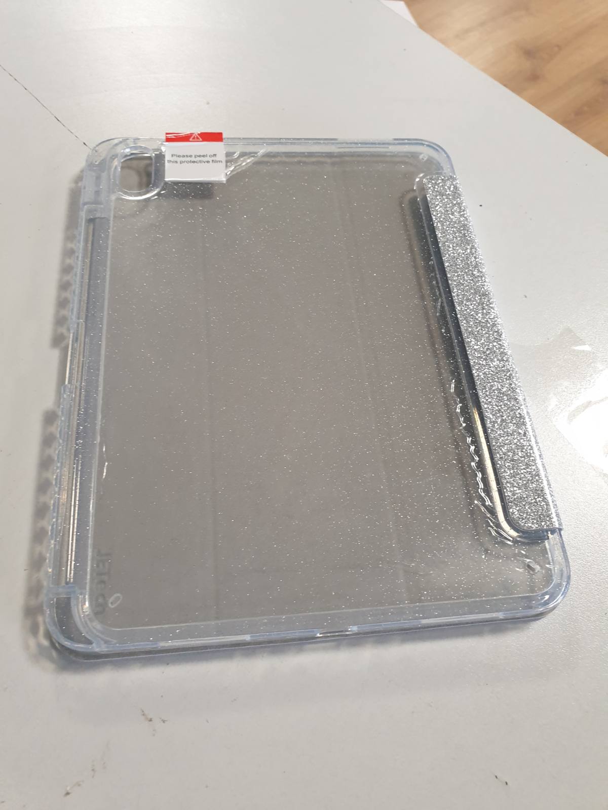 295363 - JETech | Mbulesë me shkëlqim për iPad (A16) Gjenerata e 11-të/10-të (2025/2022) | Mbajtëse lapsash | Mbulesë e hollë dhe e shndritshme | Mbulesë e pasme transparente (Argjend)