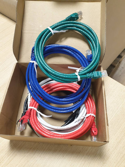 295312 - AMAZON BASICS Kabllo Ethernet Cat6 RJ45, rezistent ndaj ngecjeve, 3 m (Pako me 5 pjesë), e zezë/e kuqe/blu/e bardhë/e gjelbër
