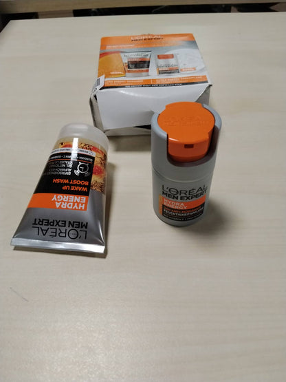 301232 - L'ORÉAL MEN EXPERT Set për Kujdesin e Lëkurës për Lëkurë të Lodhur, 1 x 100 ml Xhel Pastrues, 1 x 50 ml Krem Fytyre Anti-Lodhje 24H, me Vitaminë C, Hydra Energy