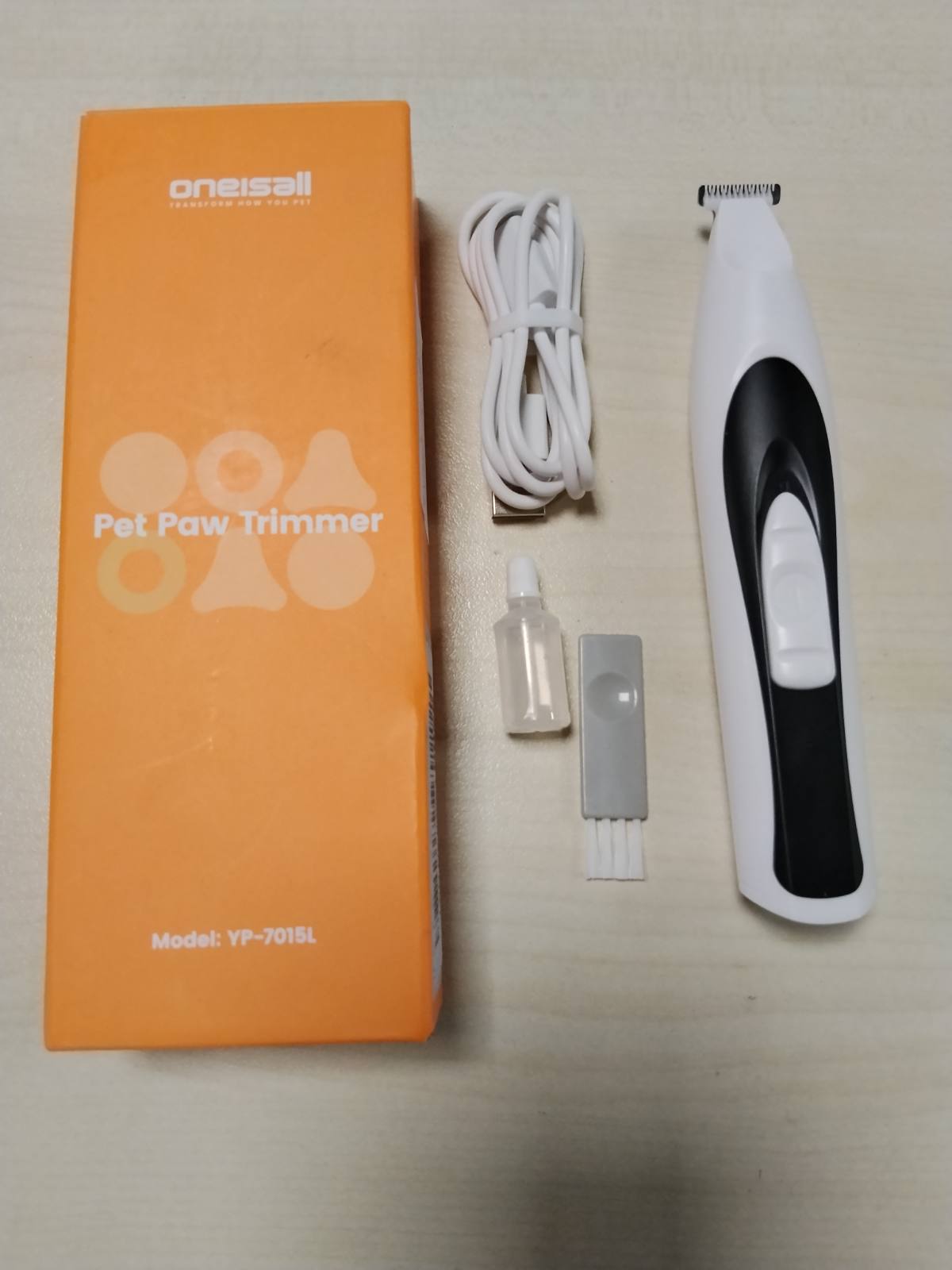 302311 - ONEISALL Makinë prerëse putrash për qen me dritë LED, makinë prerëse e qetë, Paw Trim Pro, e rikarikueshme për putrat, sytë, veshët dhe fytyrën