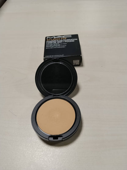300382 - MAC Kujdes për fondatinën Studio Fix Powder Plus NC41, 15 g