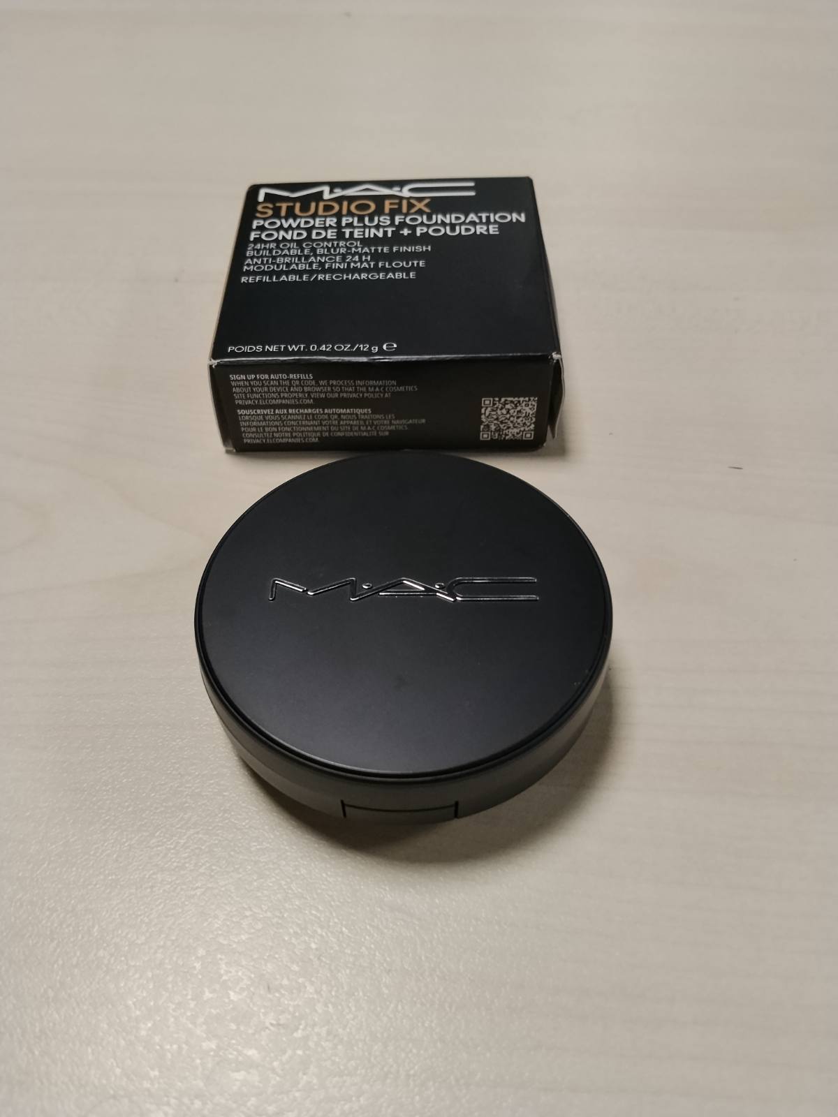 300382 - MAC Kujdes për fondatinën Studio Fix Powder Plus NC41, 15 g