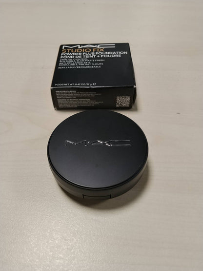 300382 - MAC Kujdes për fondatinën Studio Fix Powder Plus NC41, 15 g