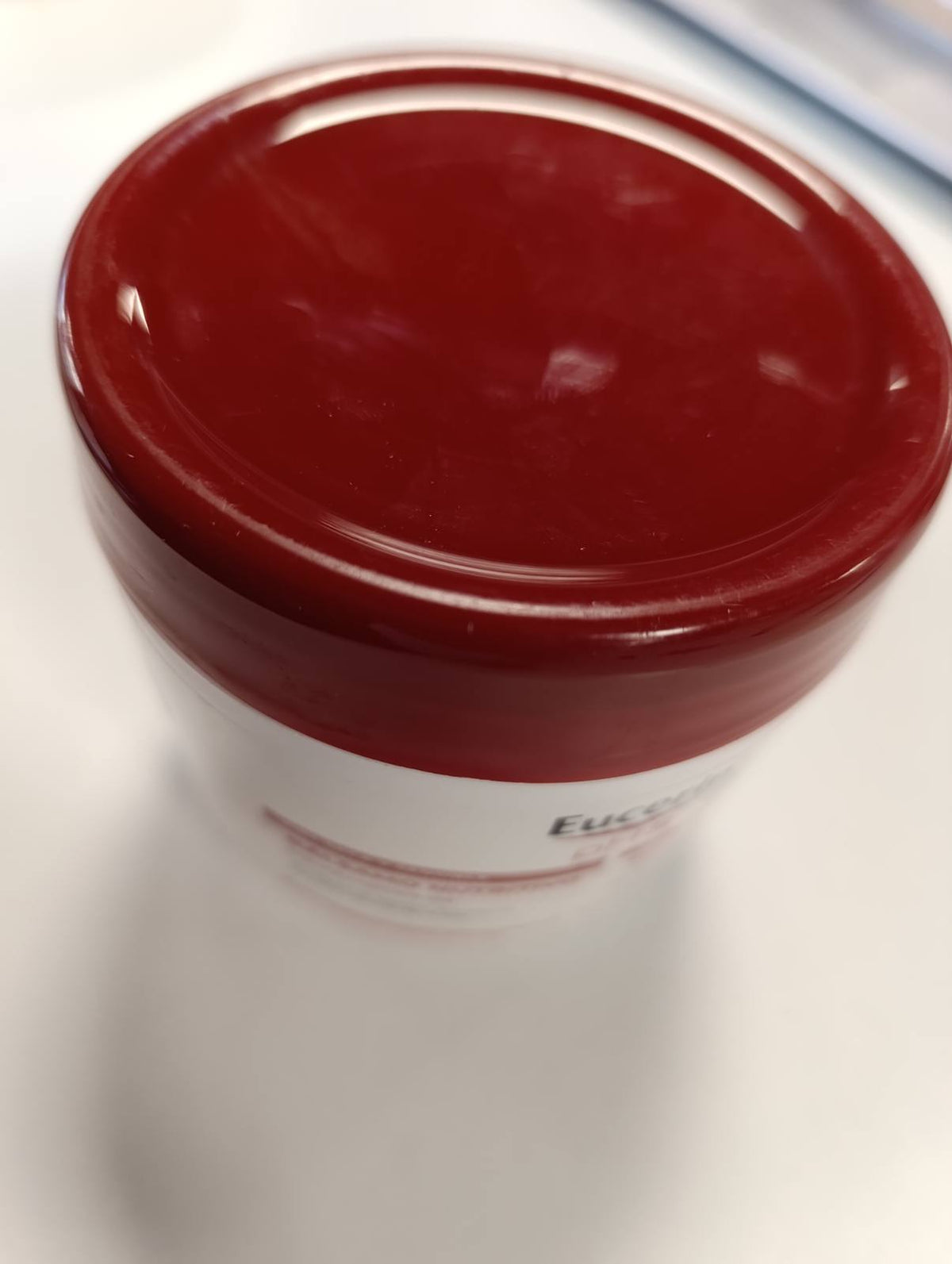 306234 - EUCERIN Balsam ushqyes për mbrojtjen e lëkurës, 450 ml